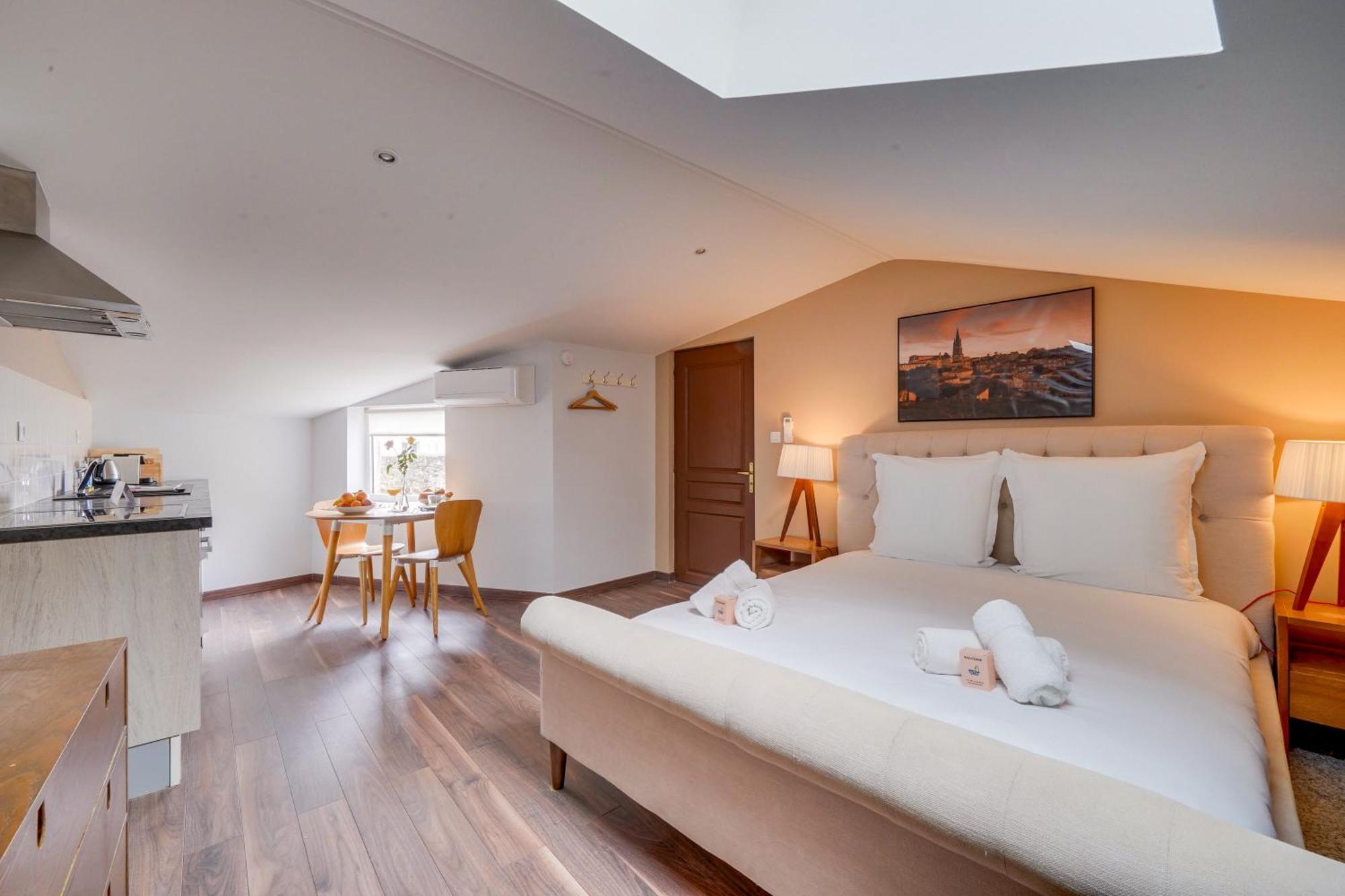 Les Appartements De La Cadene Saint-Émilion Eksteriør bilde